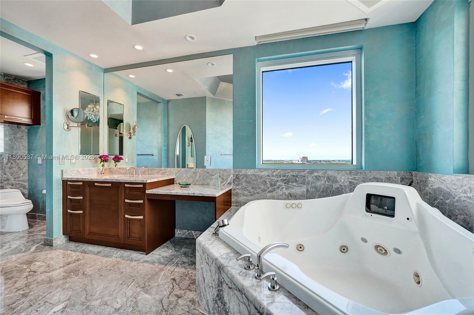 16047 Collins Ave # 2101