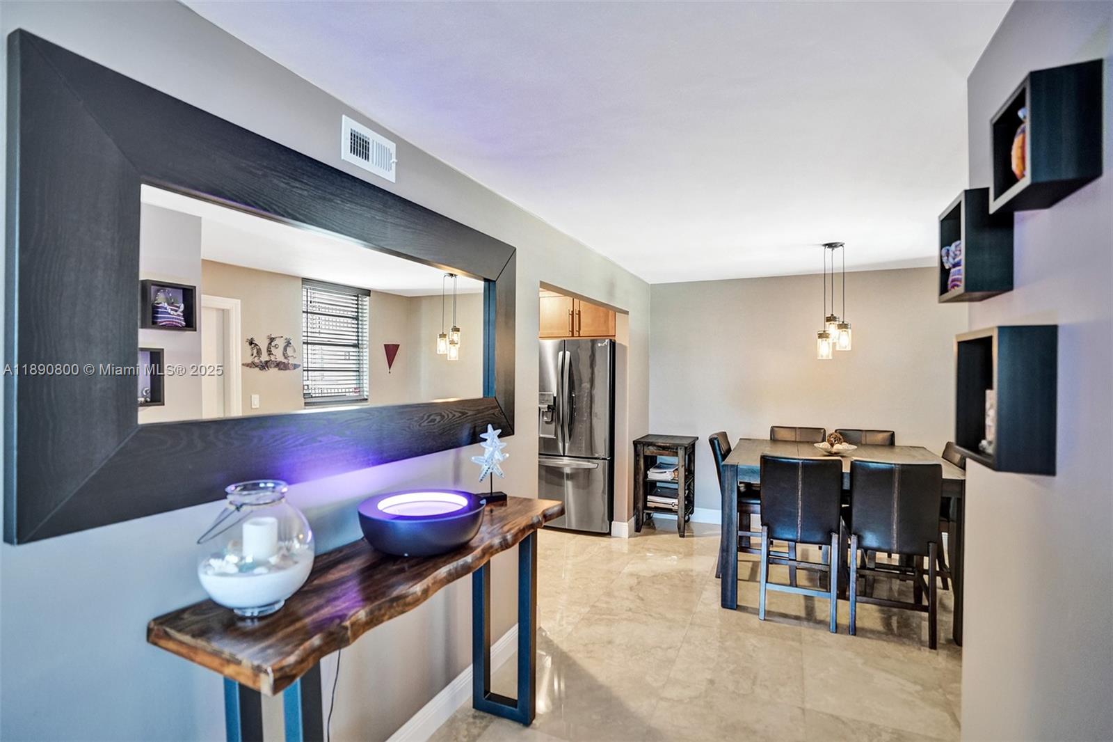 1811 Jefferson St # 310