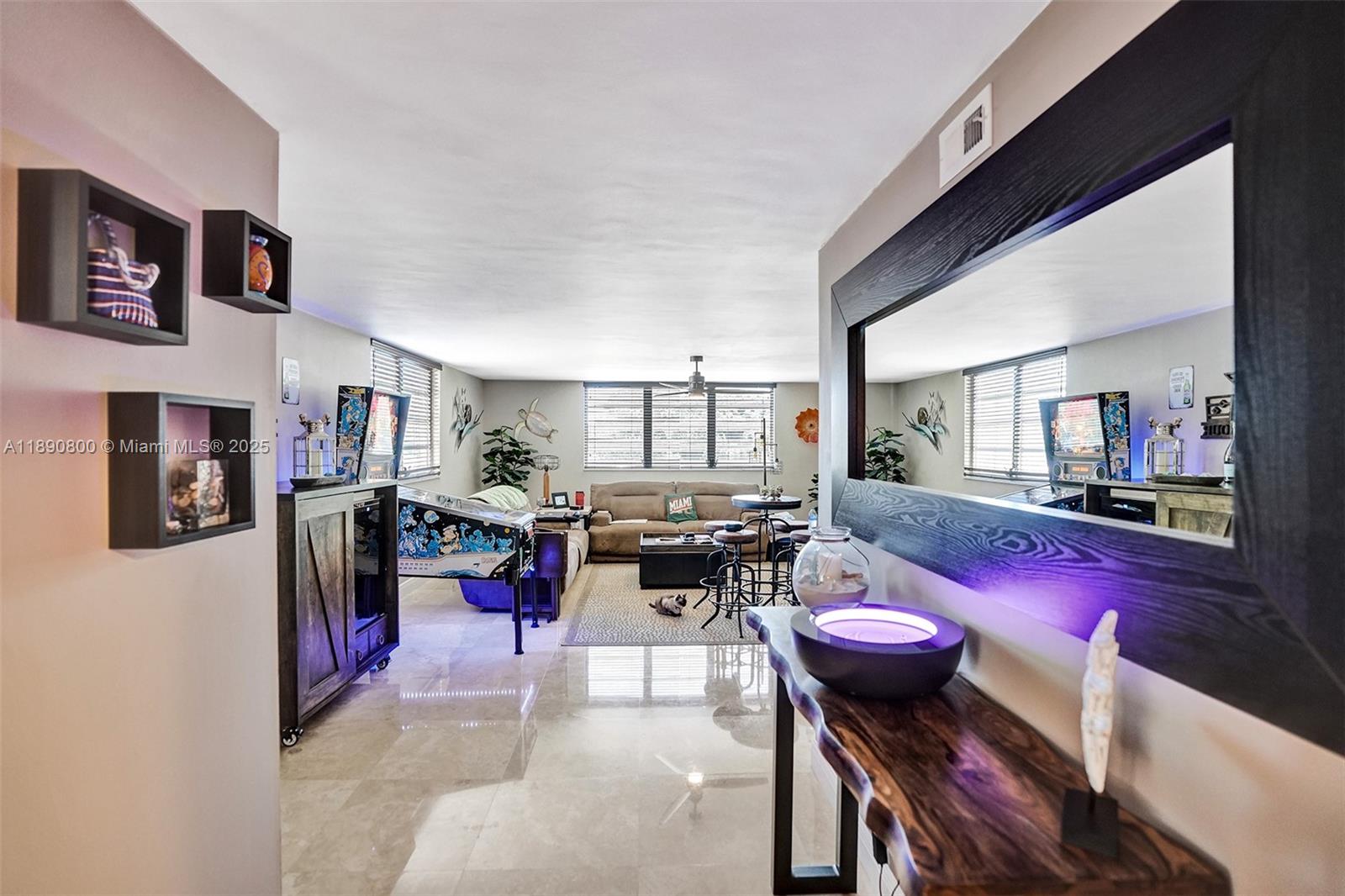 1811 Jefferson St # 310