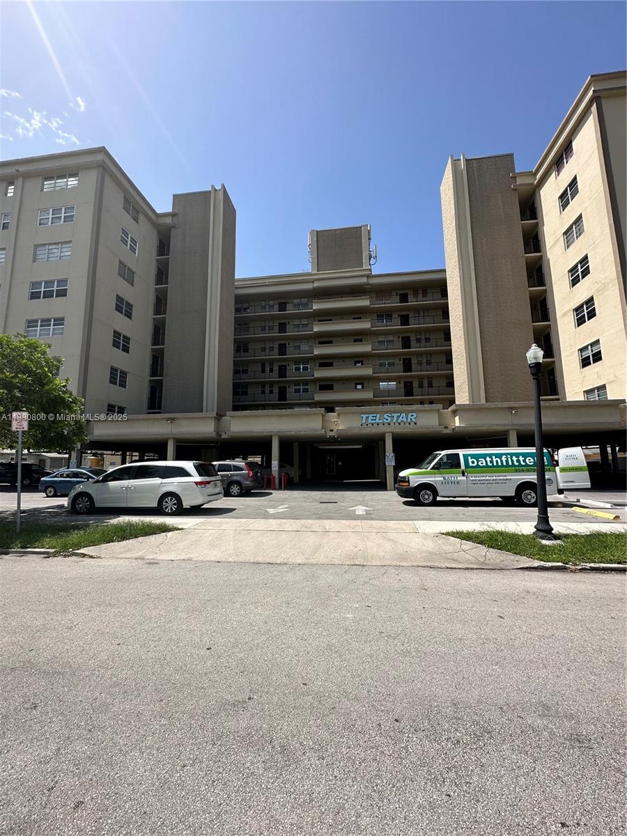 1811 Jefferson St # 310