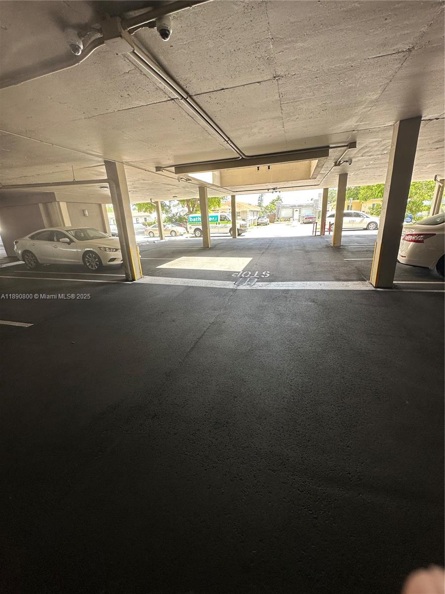 1811 Jefferson St # 310