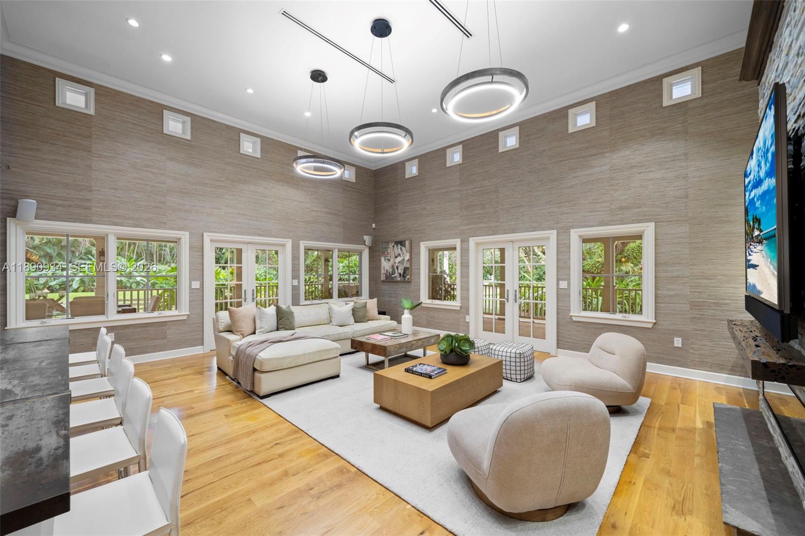 5400 Kerwood Oaks Dr