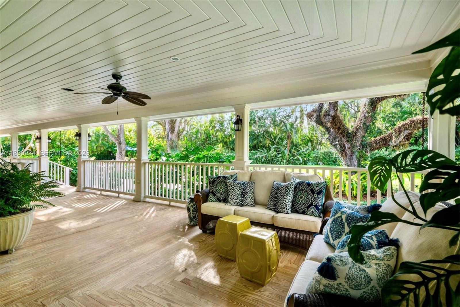 5400 Kerwood Oaks Dr