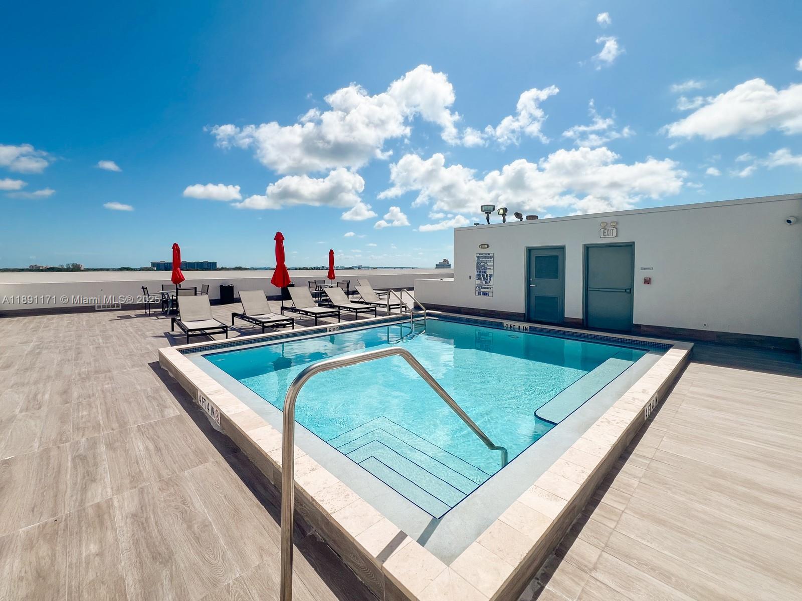 2740 SW 28th Ter # 306