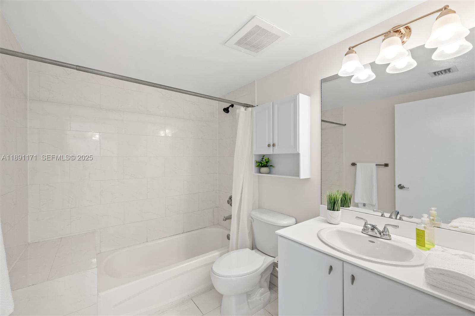 2740 SW 28th Ter # 306