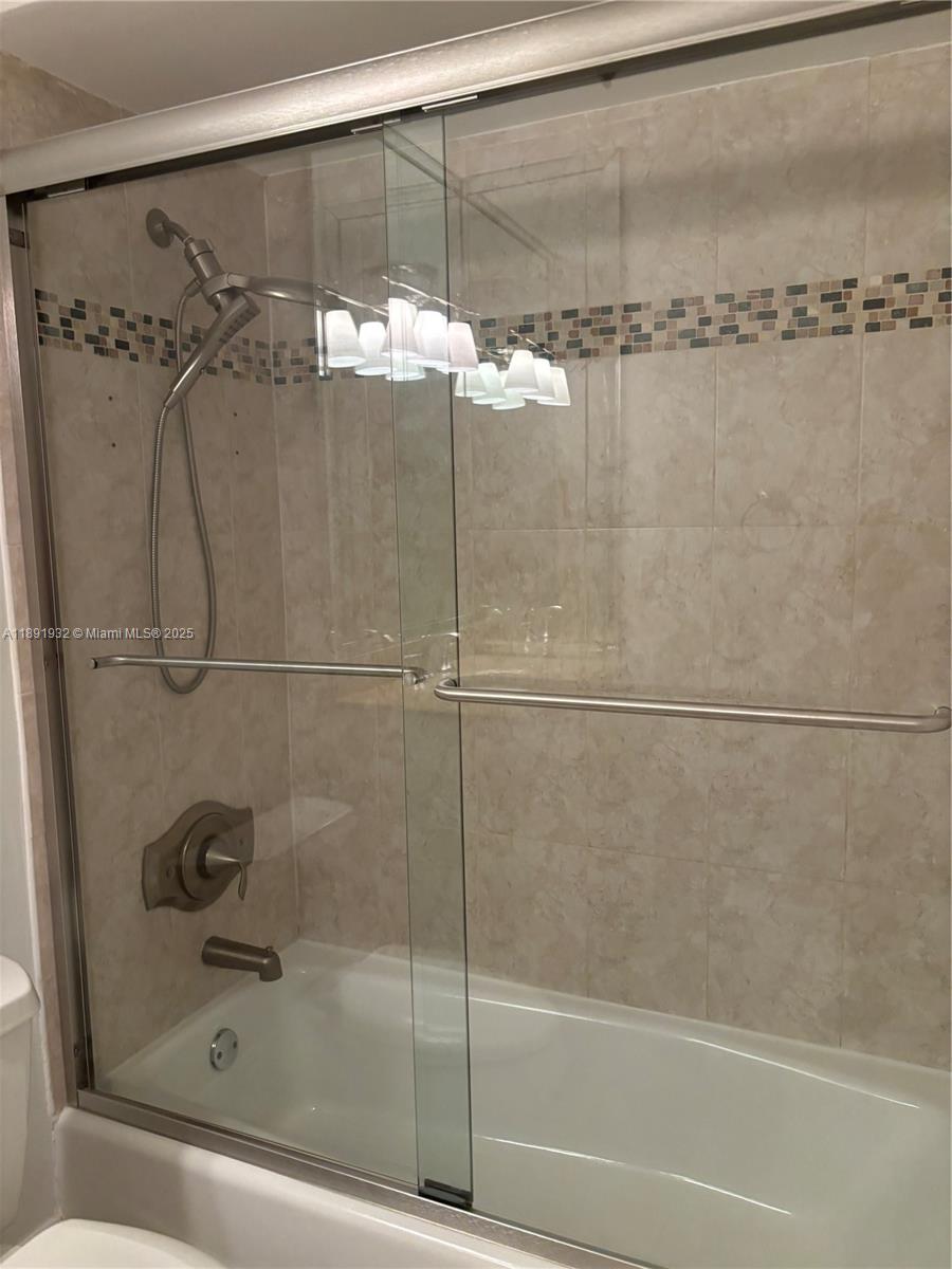 6311 SW 91st Ave # 6311