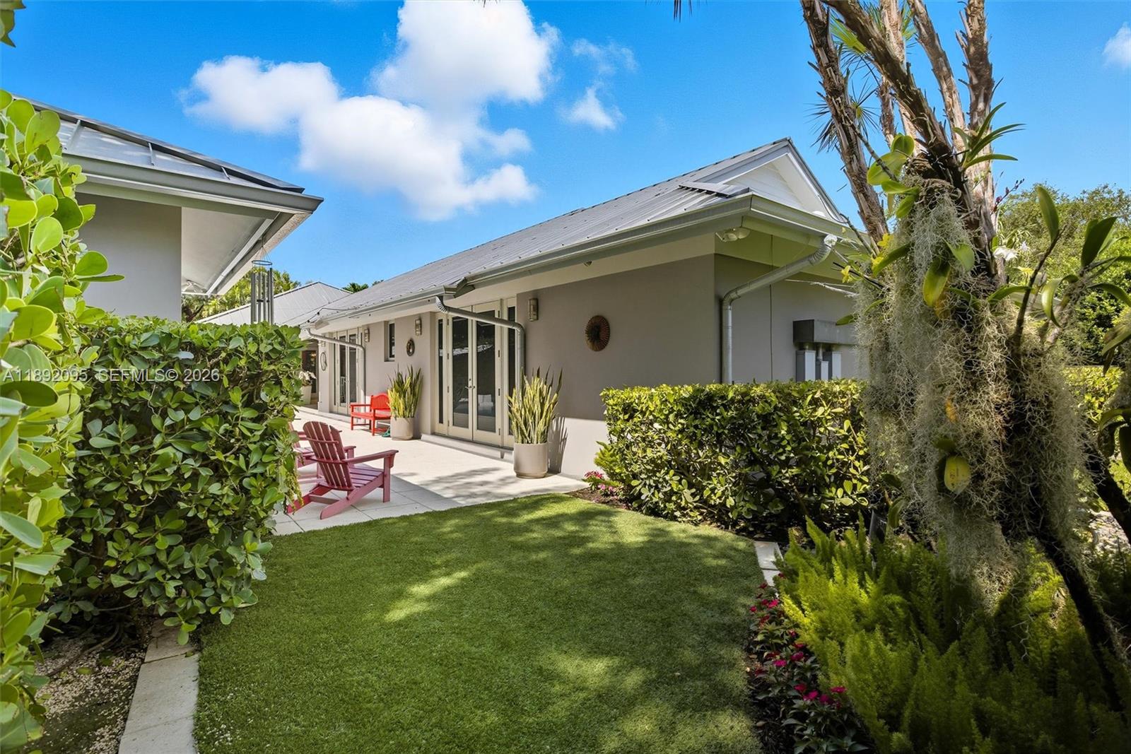 5800 SW 99th Ter