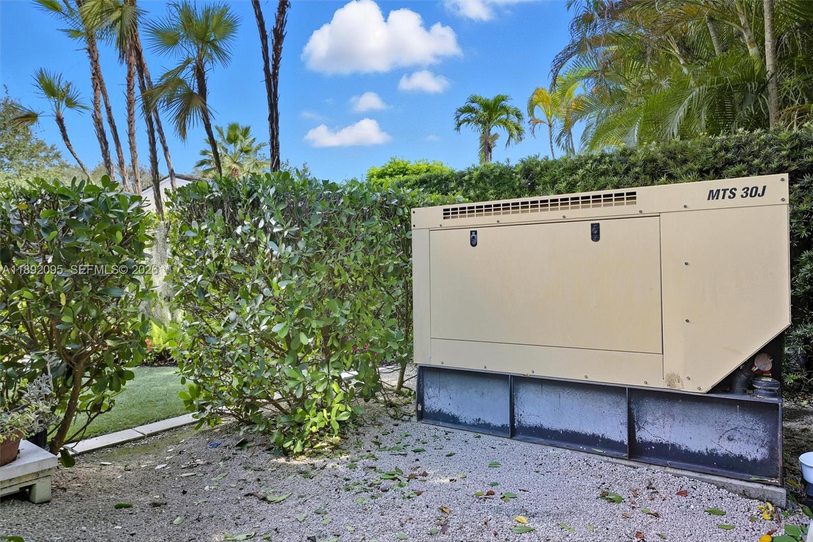 5800 SW 99th Ter
