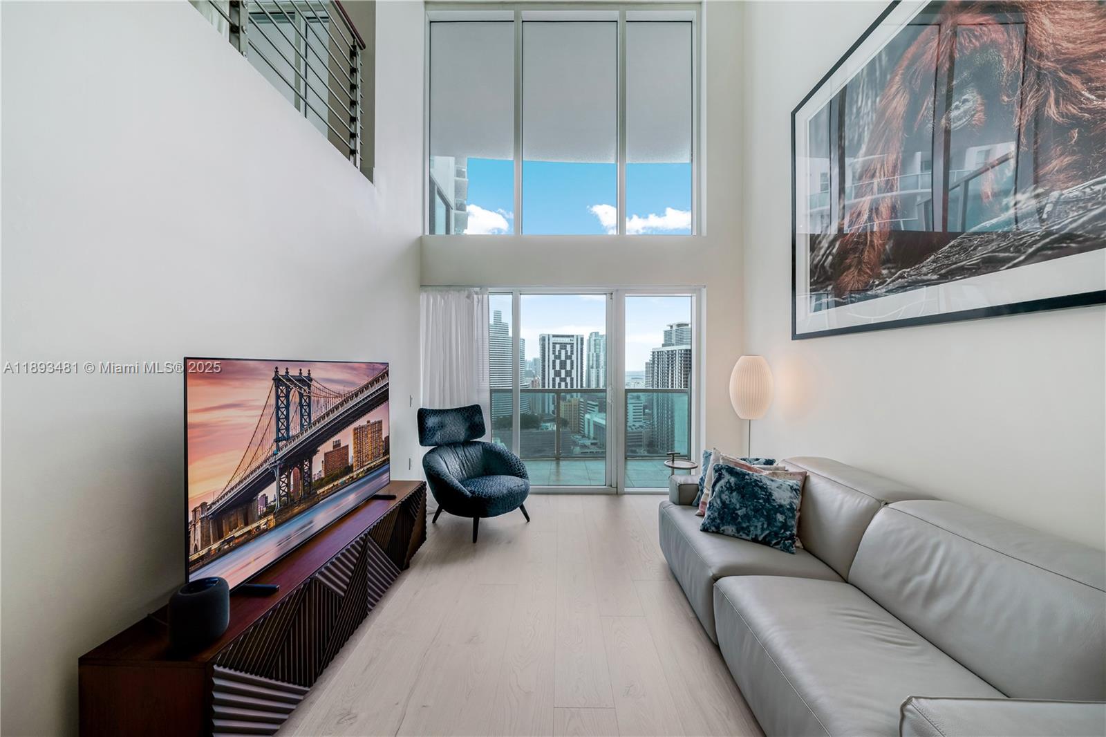 41 SE 5th St # 1709
