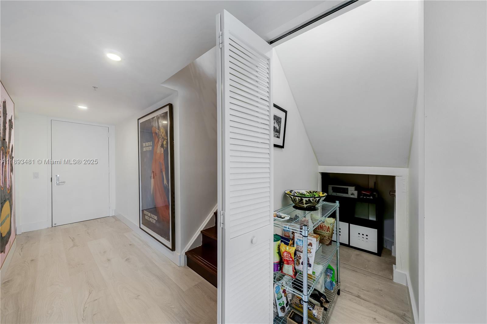 41 SE 5th St # 1709