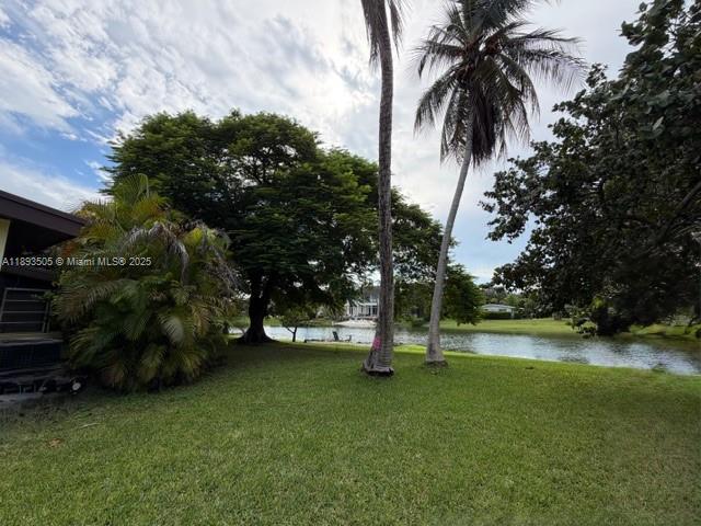 11820 SW 69th Ct