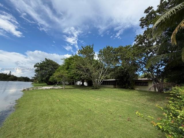11820 SW 69th Ct