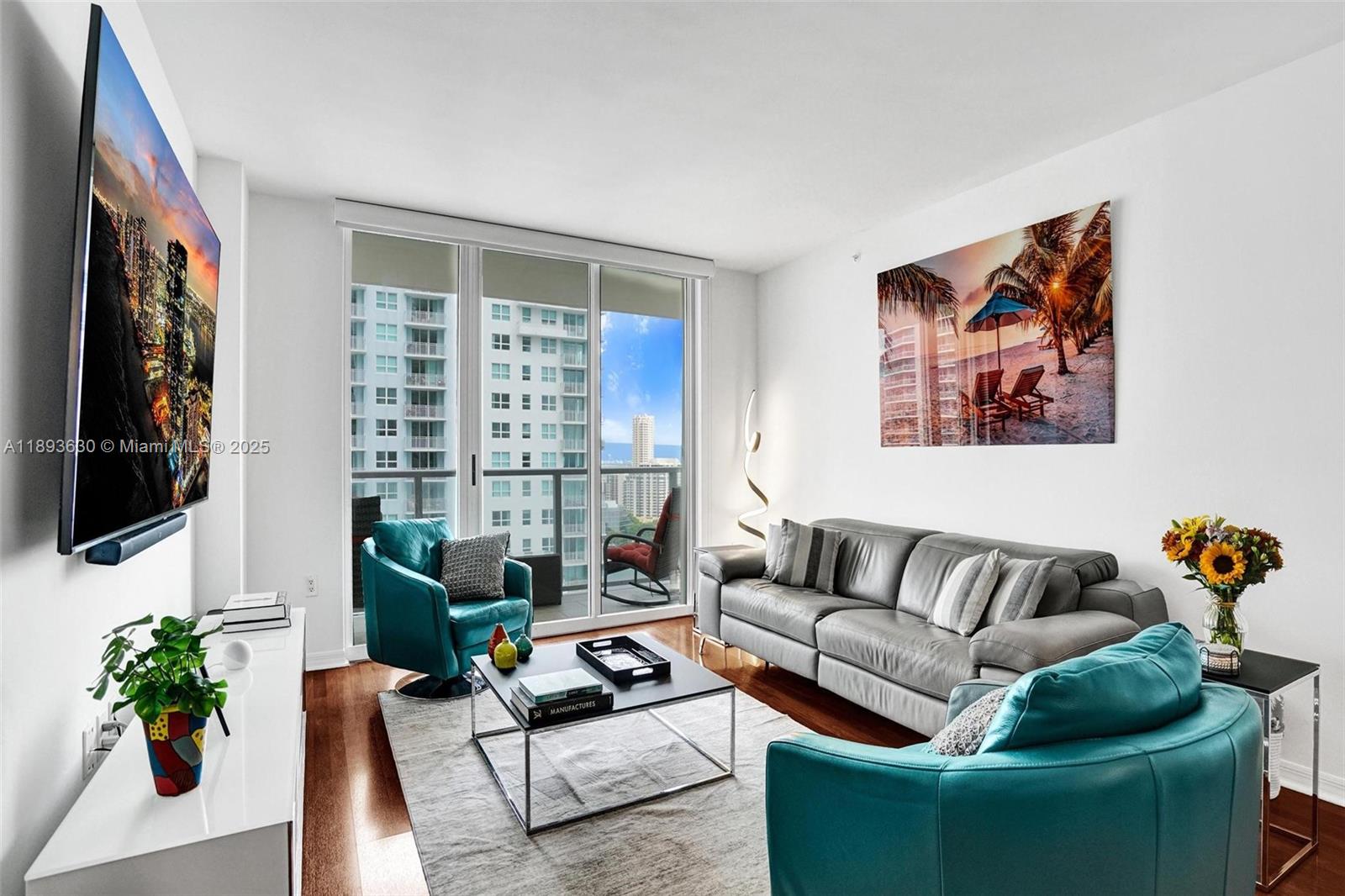 1155 Brickell Bay Dr # 2404