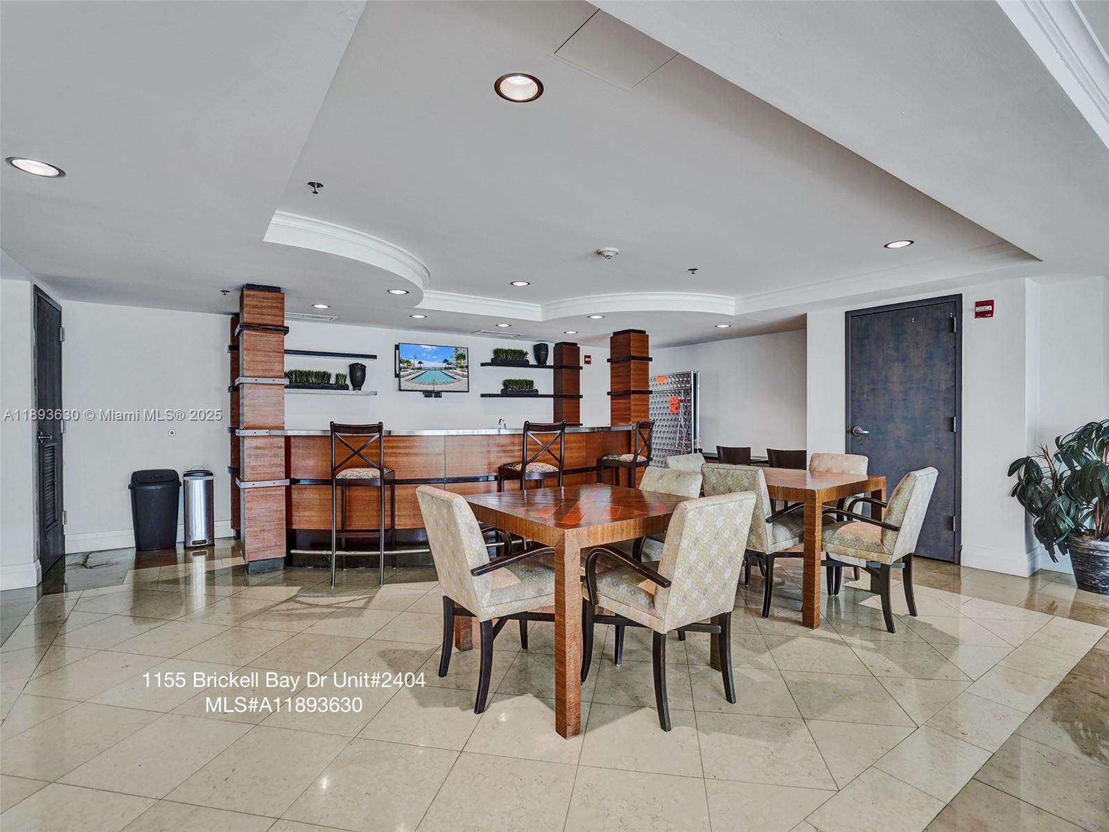1155 Brickell Bay Dr # 2404