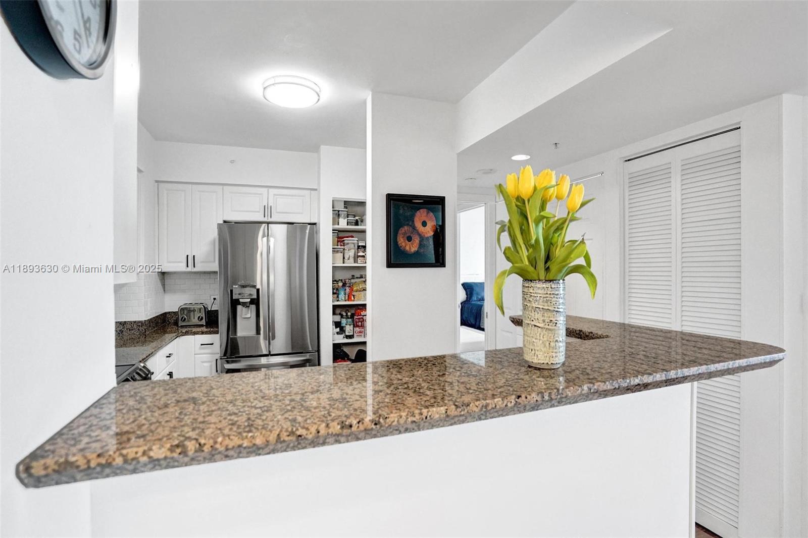 1155 Brickell Bay Dr # 2404