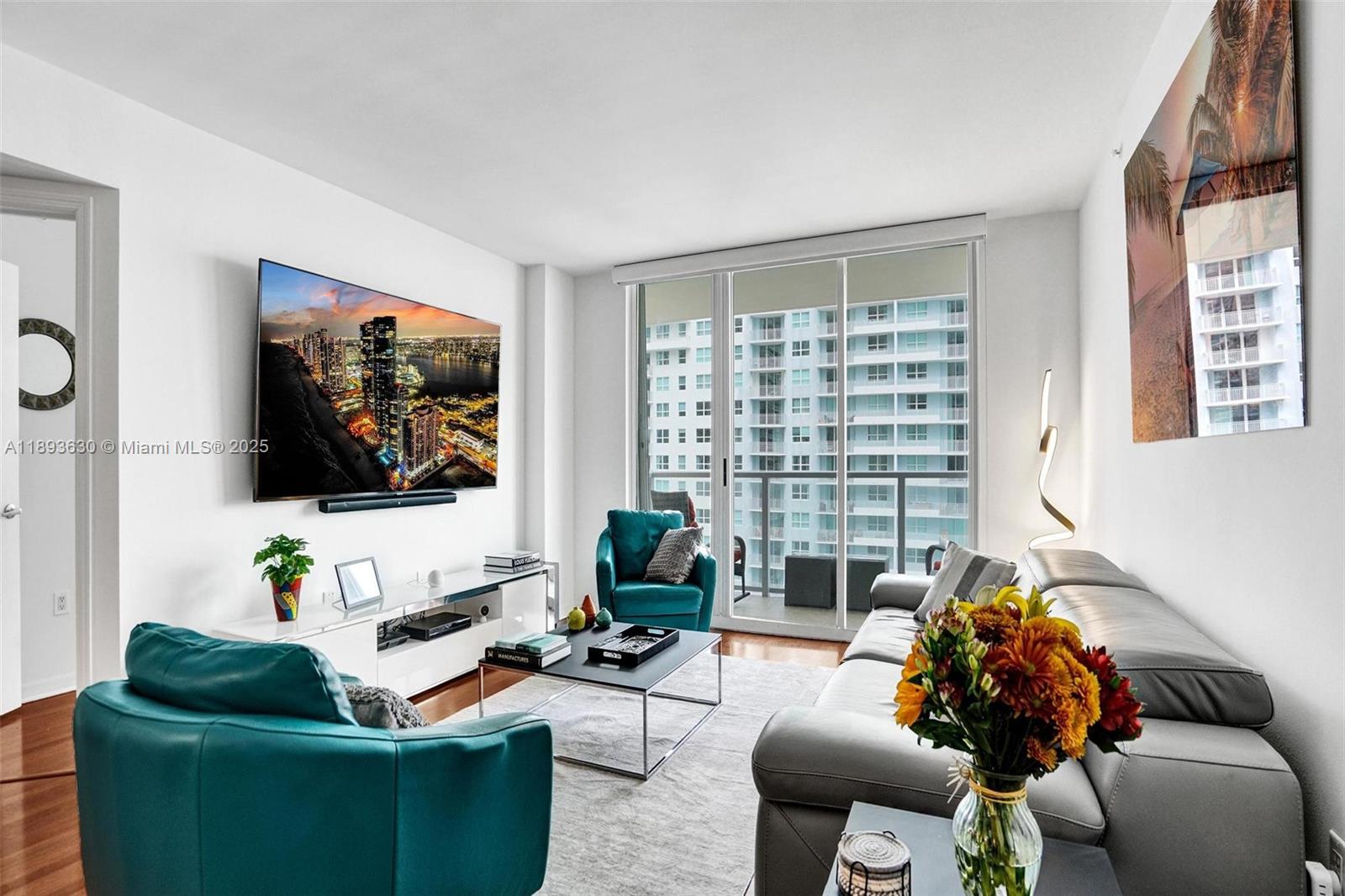 1155 Brickell Bay Dr # 2404