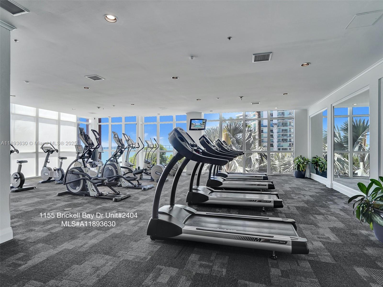 1155 Brickell Bay Dr # 2404
