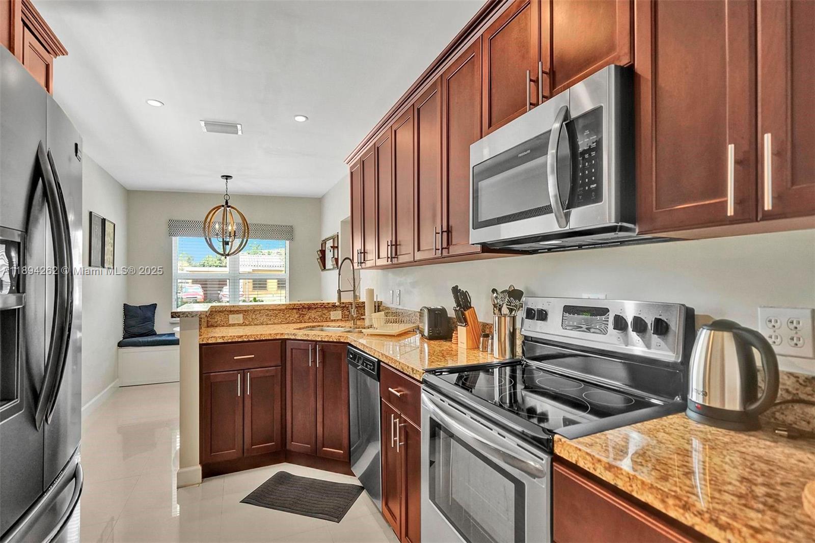 6550 SW 52nd Ter Unit: -