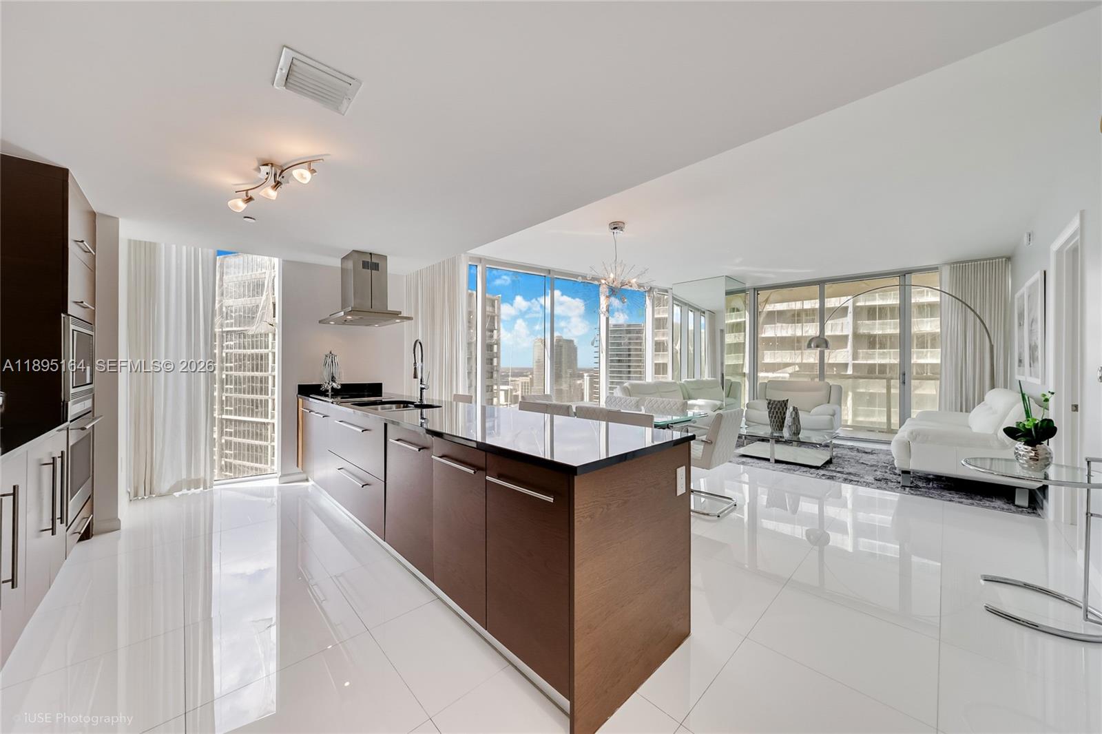 495 Brickell Ave # 4710