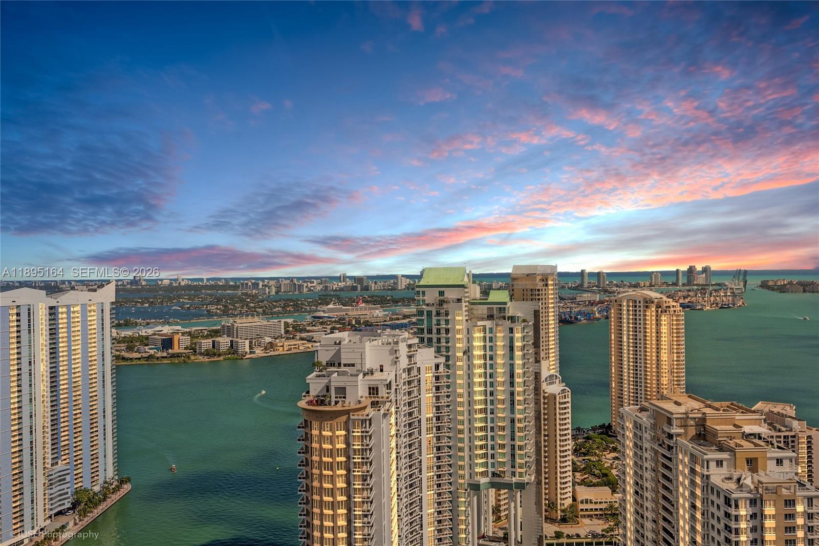 495 Brickell Ave # 4710