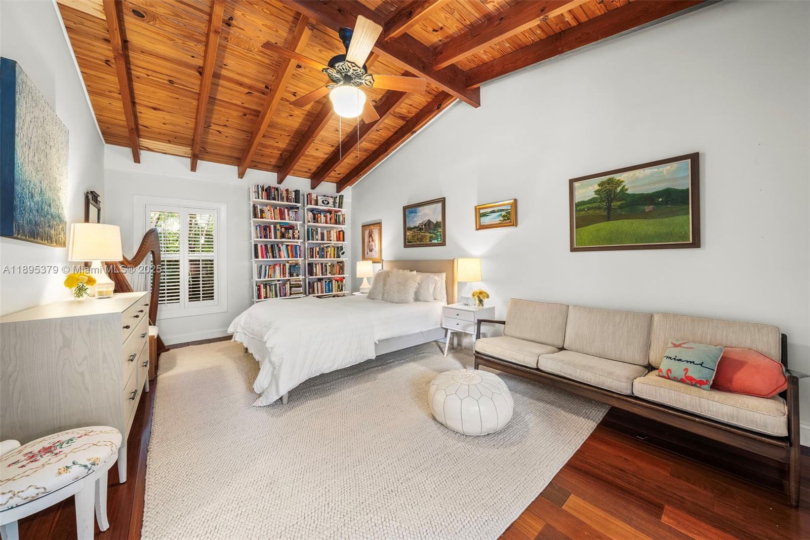 3610 Avocado Ave, Miami