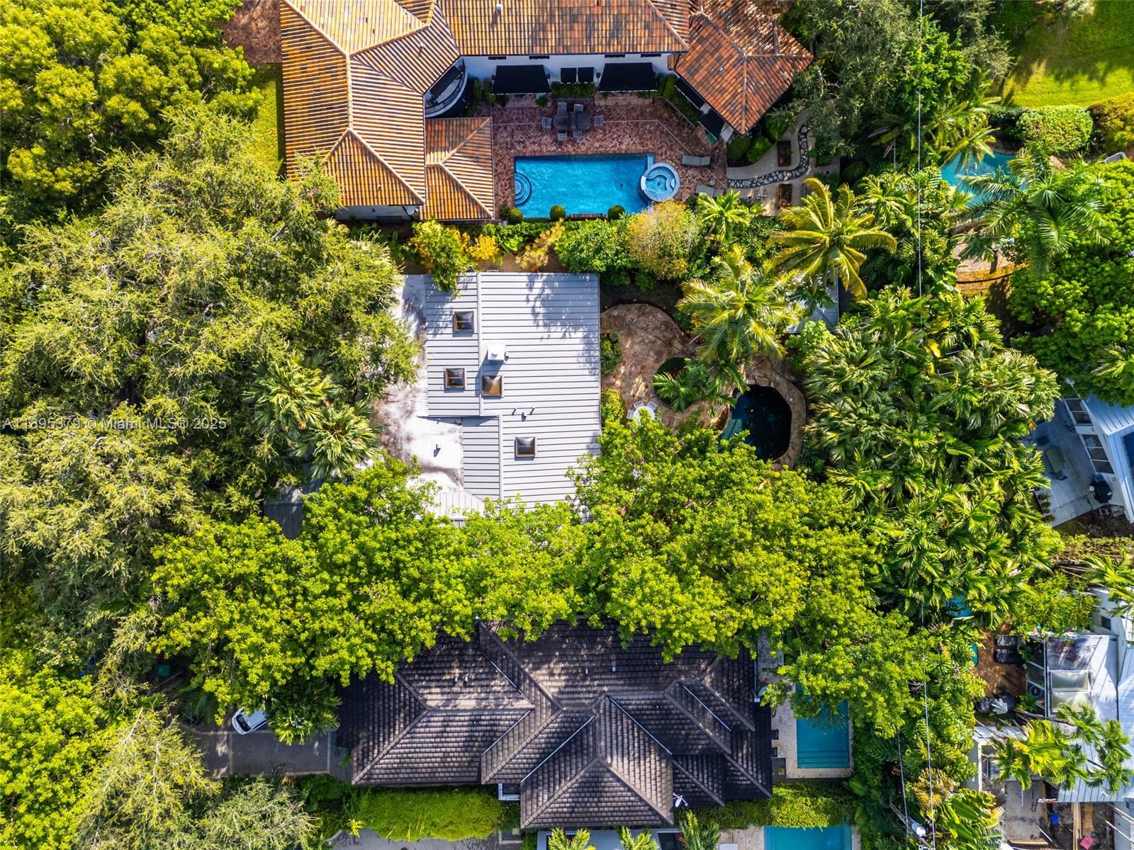 3610 Avocado Ave, Miami