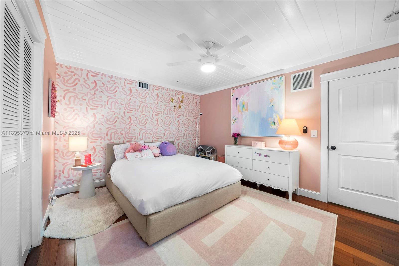 3610 Avocado Ave, Miami