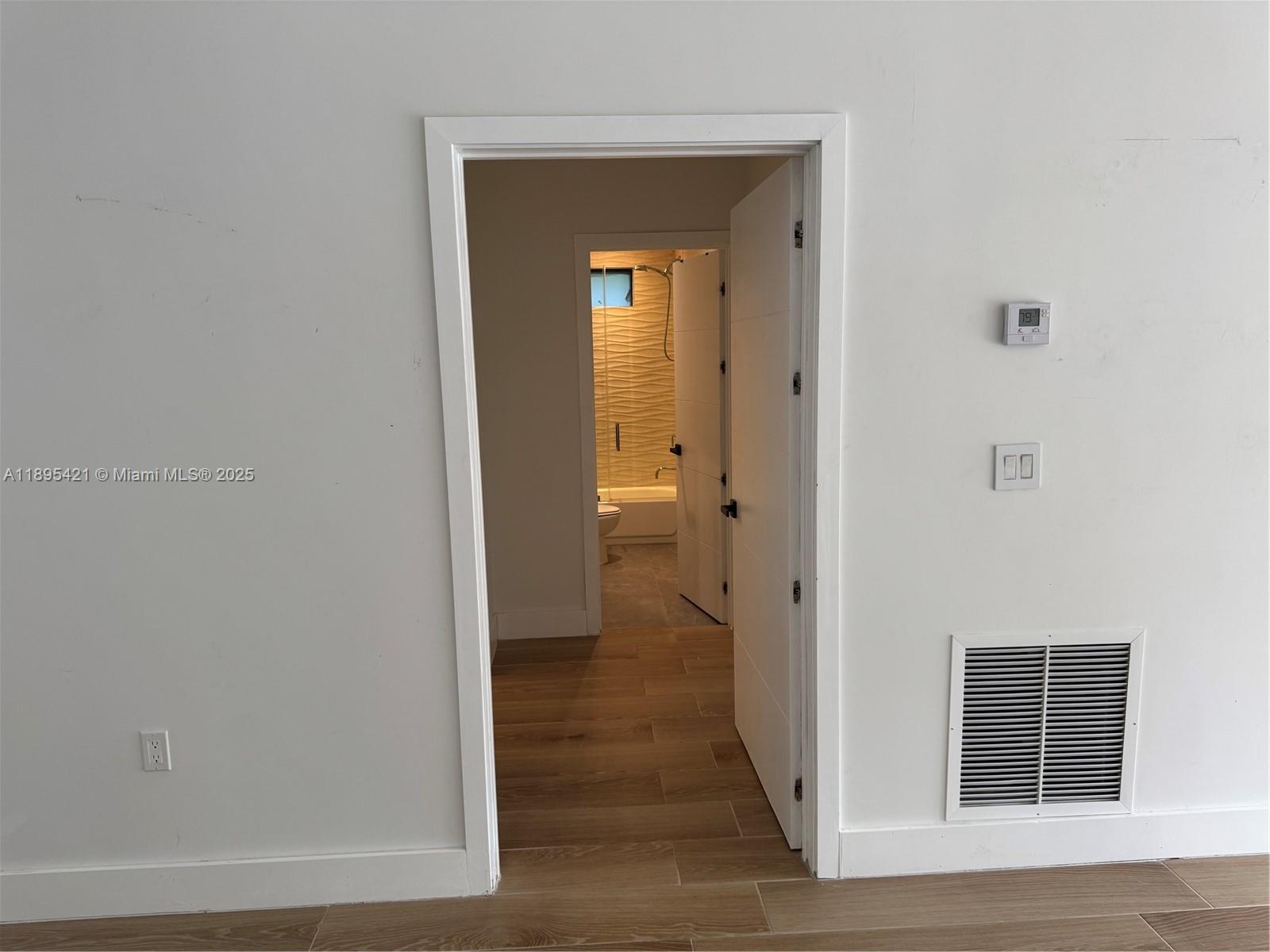 1132 NE 101st St, Miami Shores