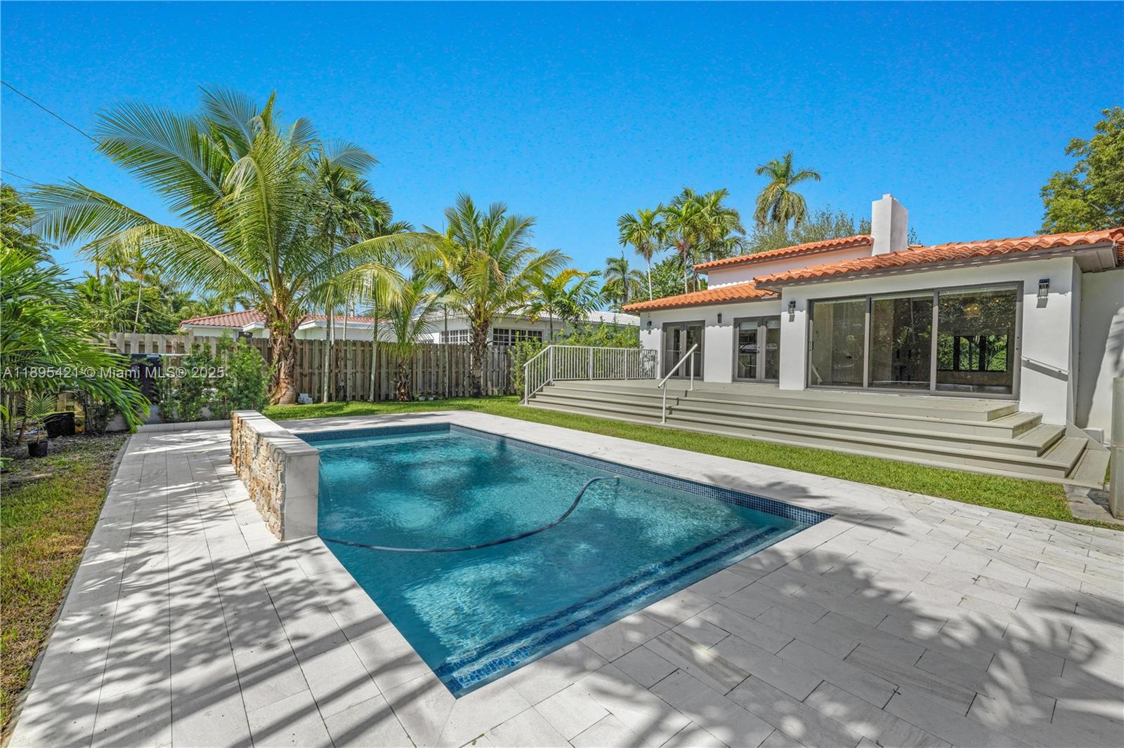 1132 NE 101st St, Miami Shores