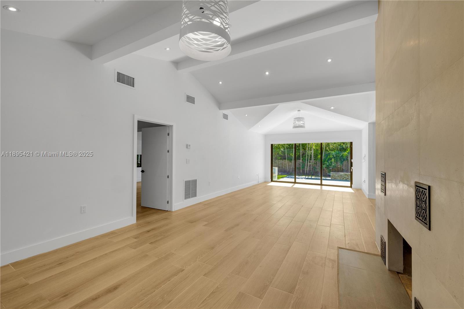 1132 NE 101st St, Miami Shores