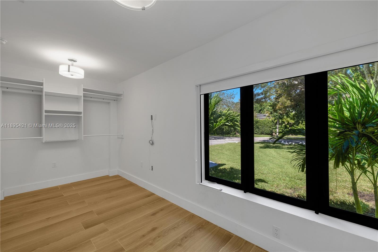 1132 NE 101st St, Miami Shores