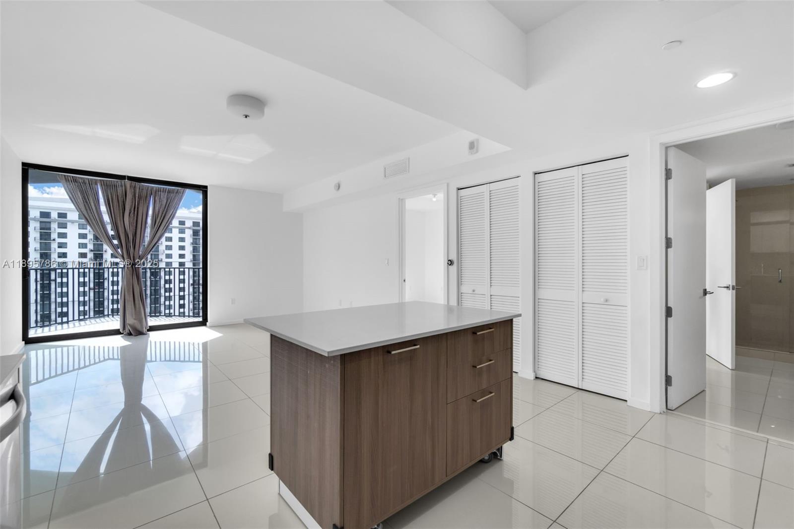 5252 NW 85th Ave # 1505