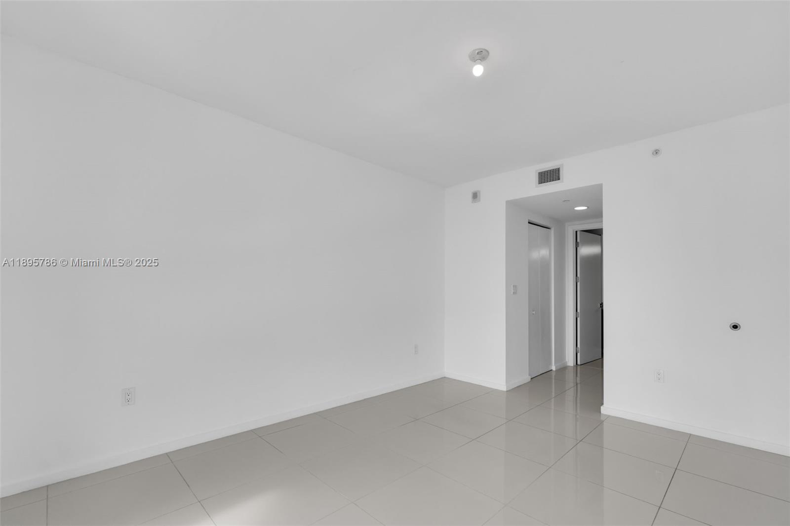 5252 NW 85th Ave # 1505