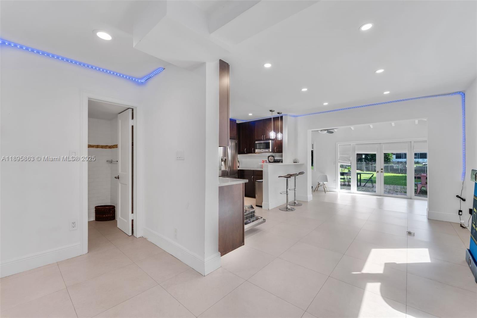 4801 University Dr, Coral Gables