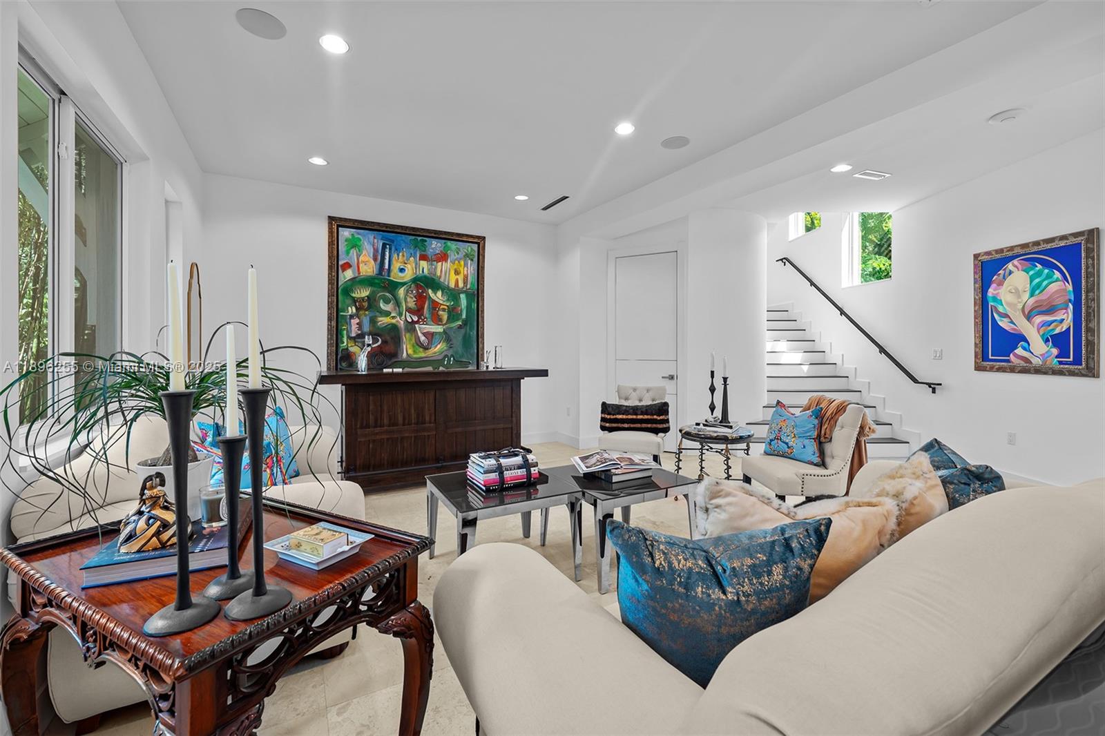 8923 Ludlam Rd.