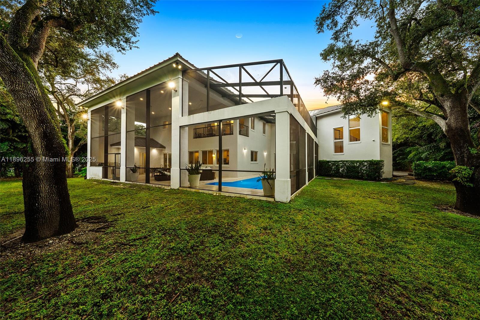 8923 Ludlam Rd.