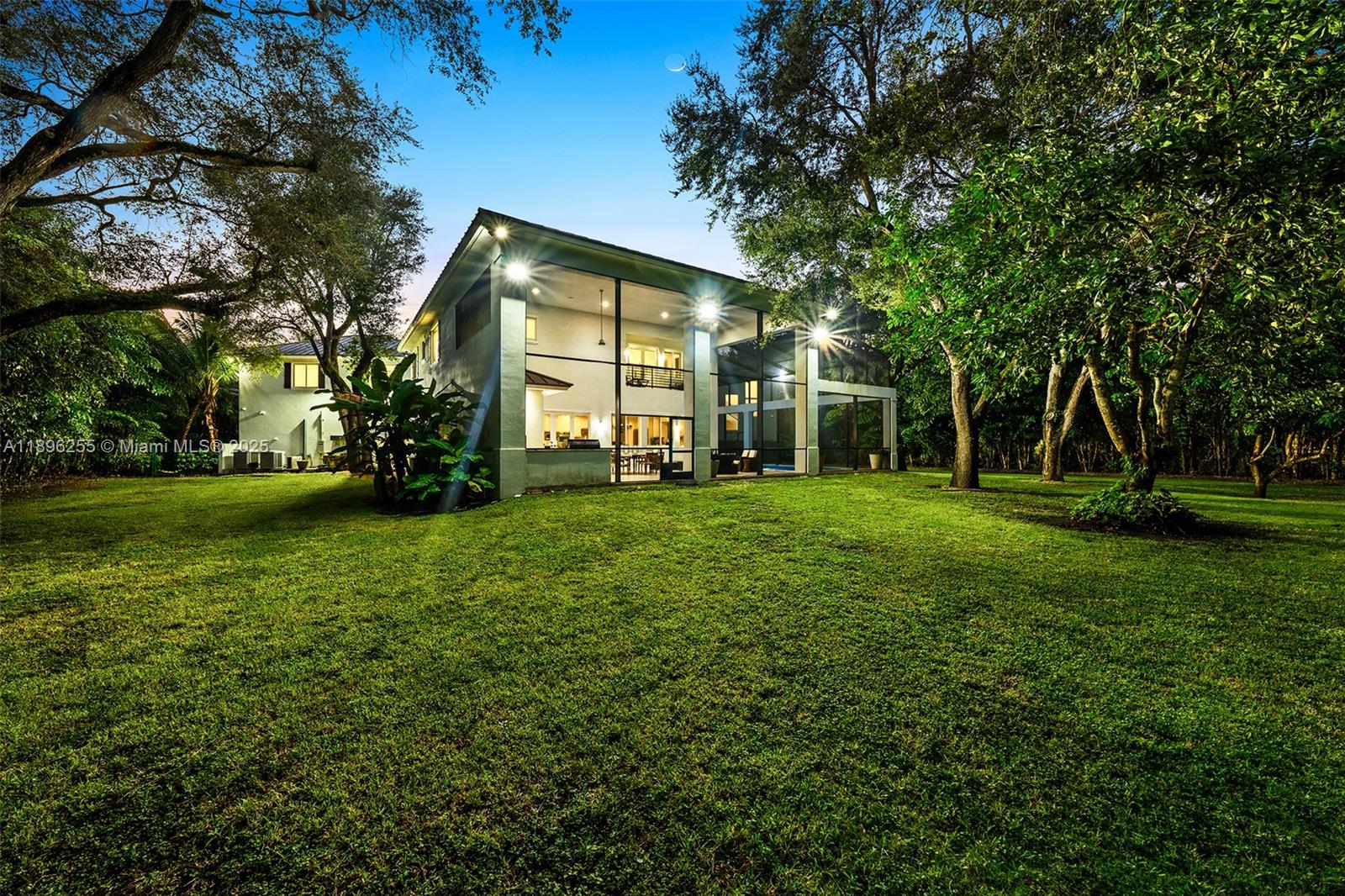 8923 Ludlam Rd.