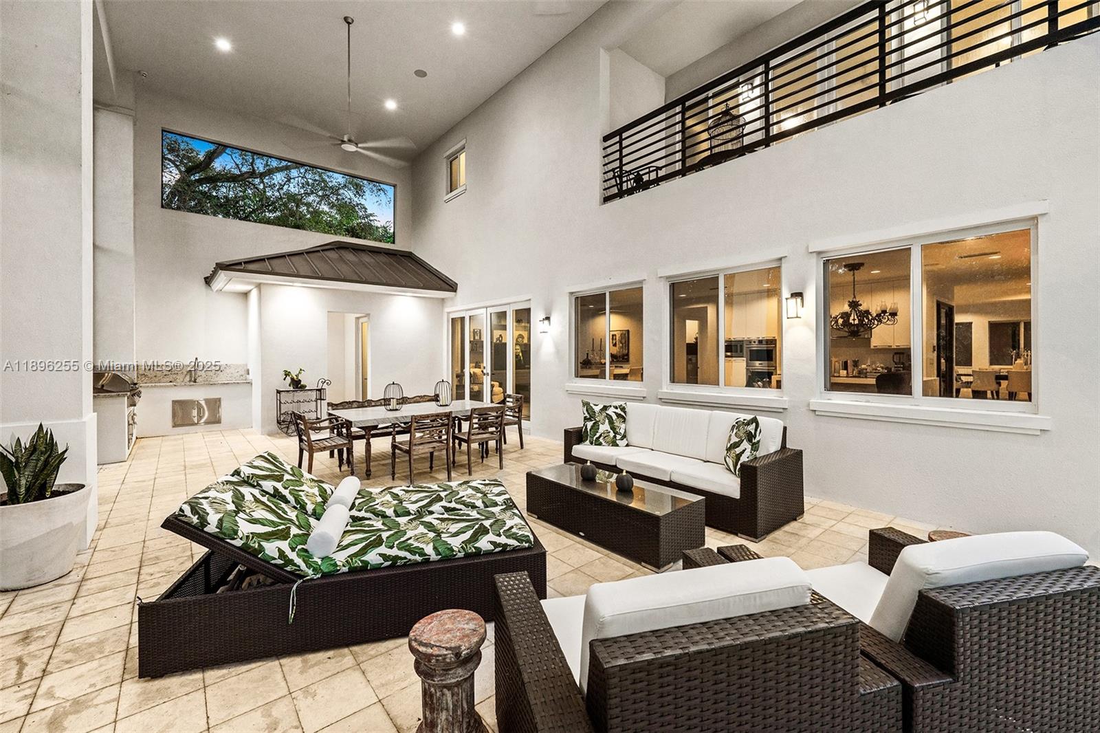 8923 Ludlam Rd.