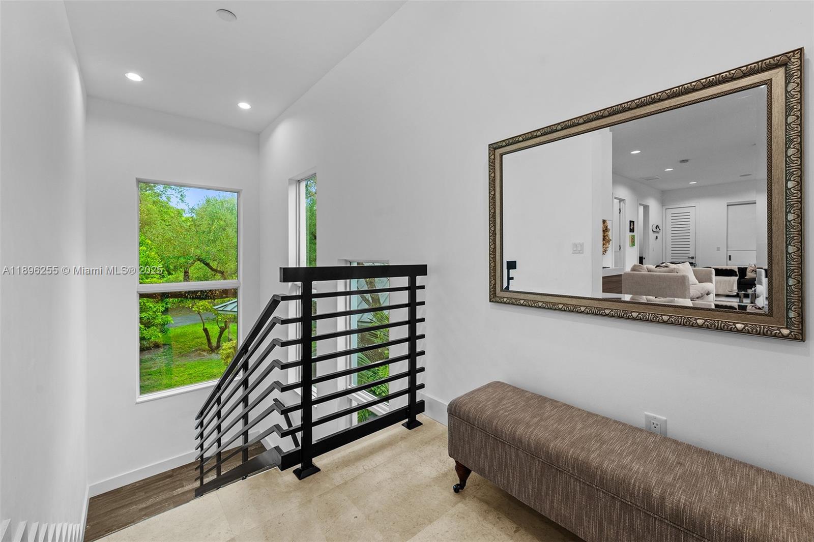 8923 Ludlam Rd.