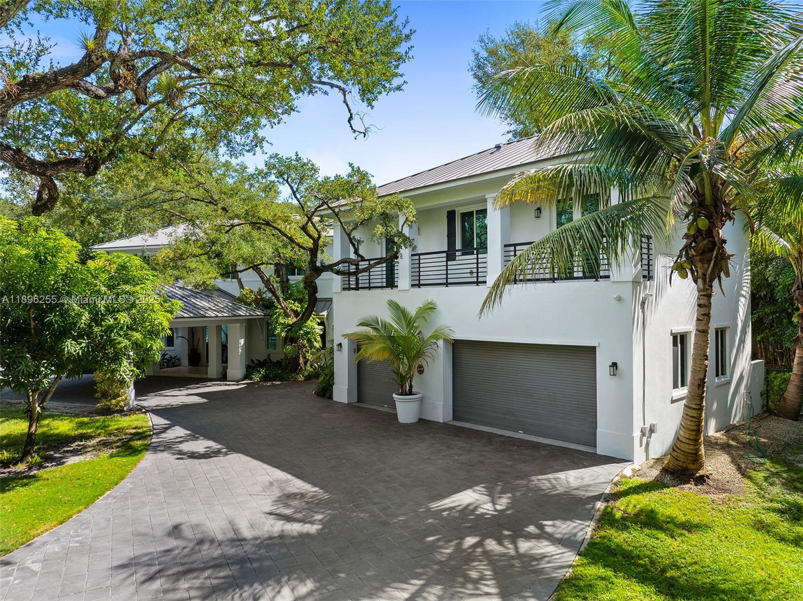 8923 Ludlam Rd.