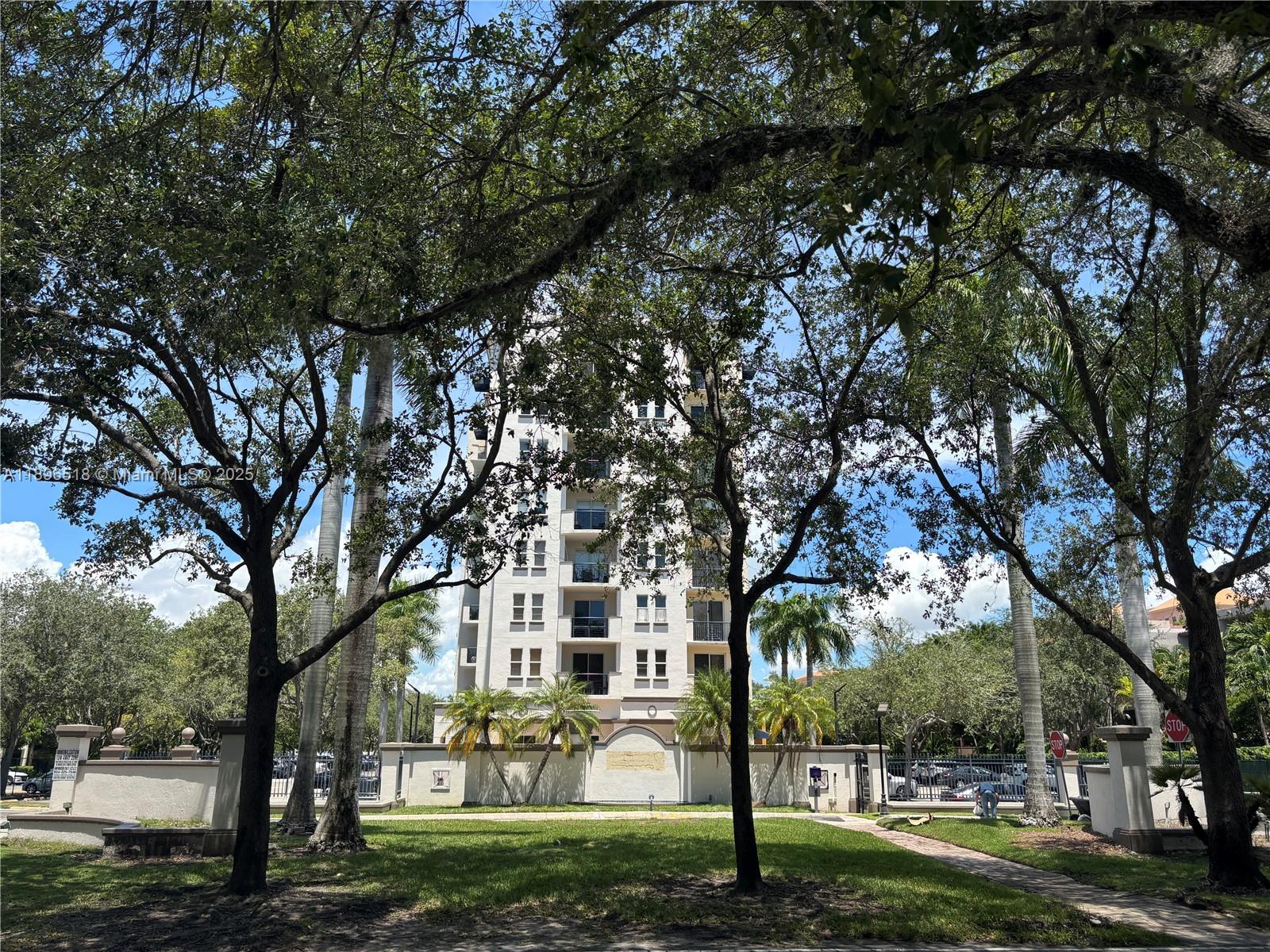 9021 SW 94th St # 707