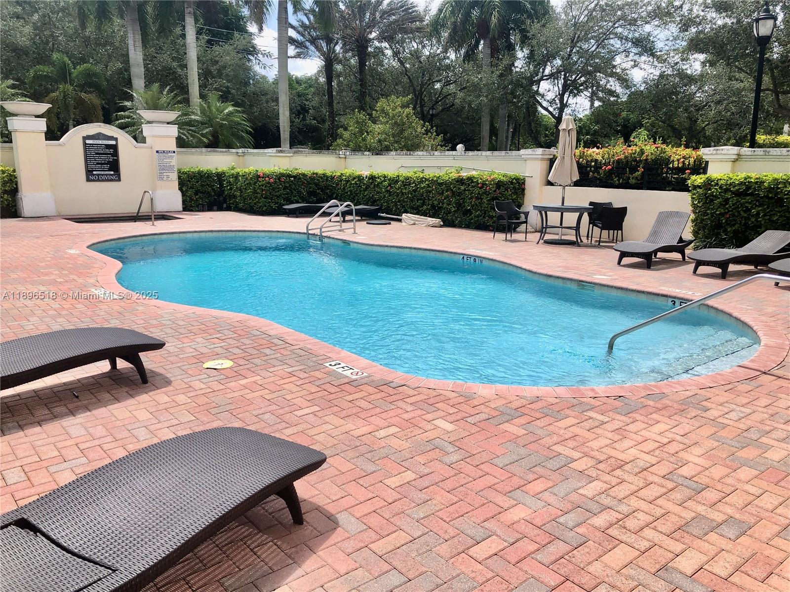 9021 SW 94th St # 707