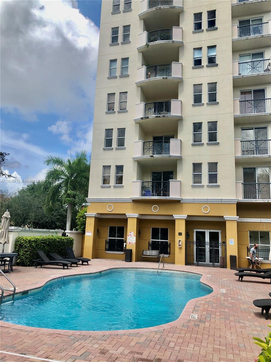 9021 SW 94th St # 707