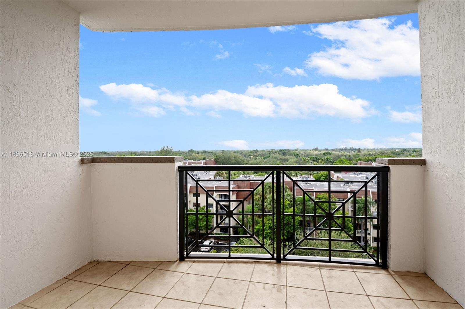 9021 SW 94th St # 707