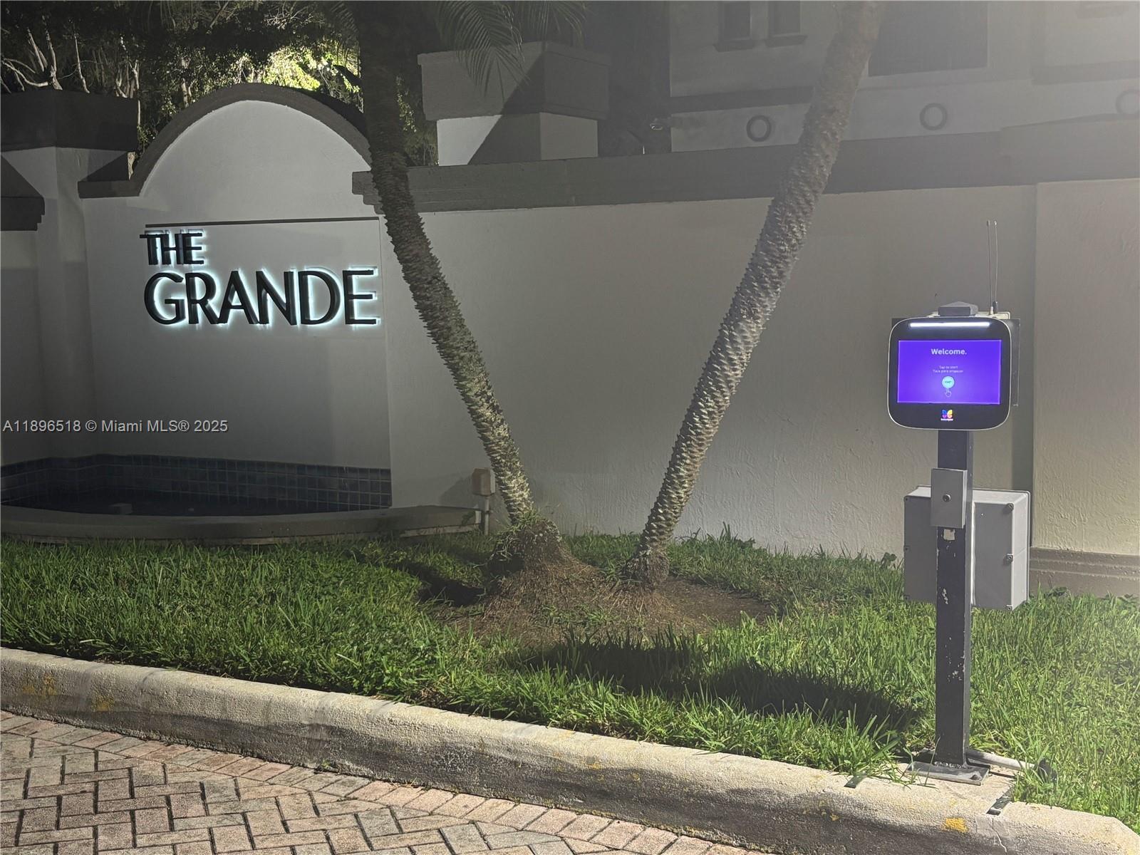 9021 SW 94th St # 707