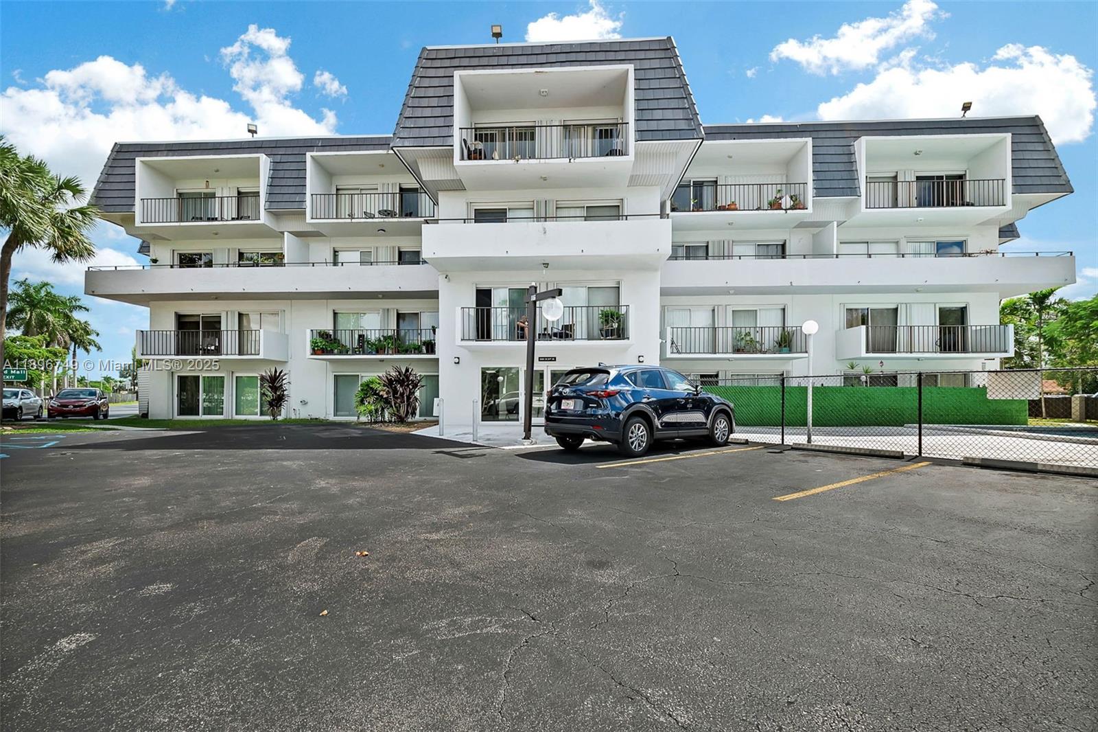 8000 SW 81st Dr # 103