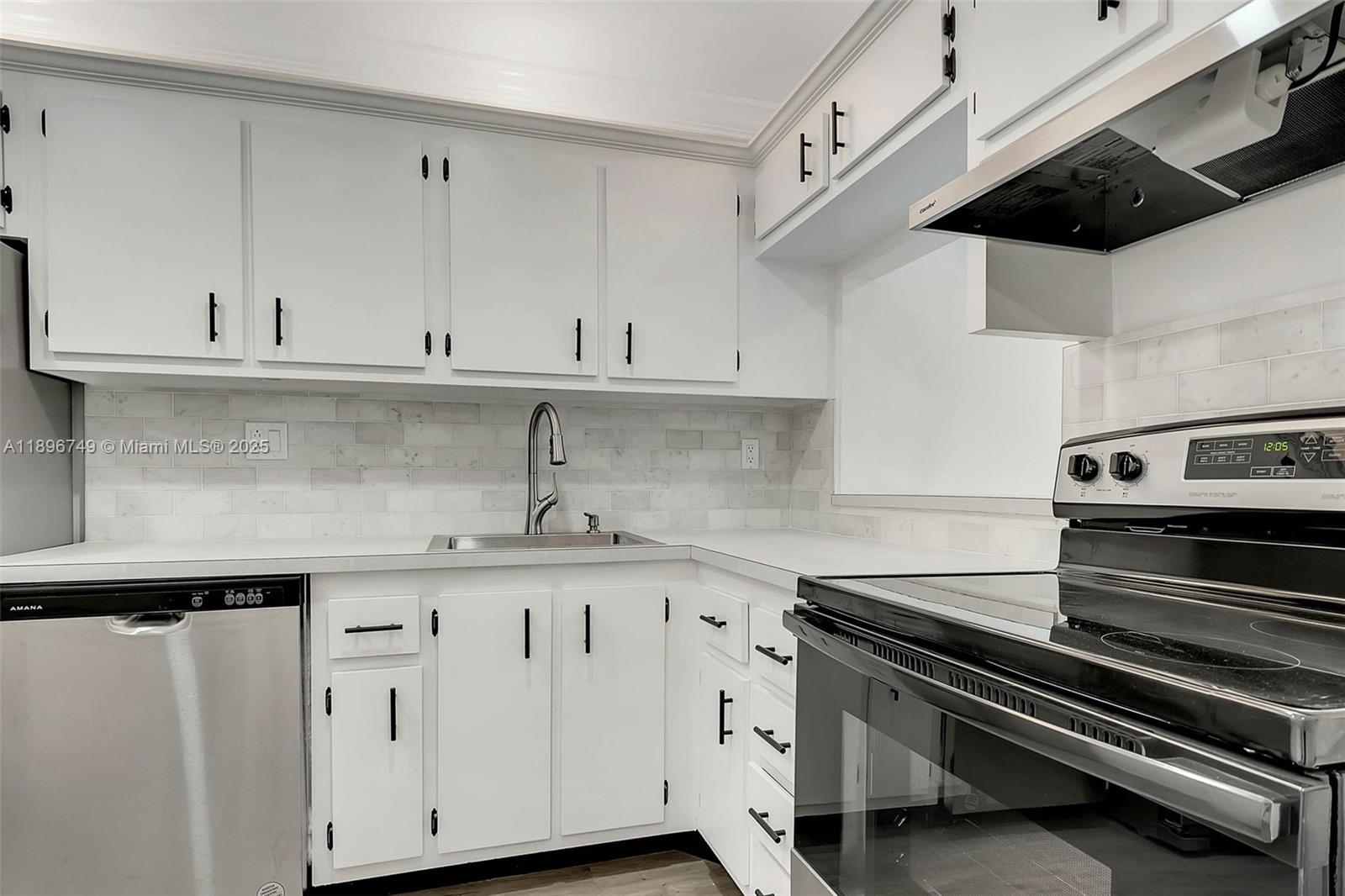 8000 SW 81st Dr # 103