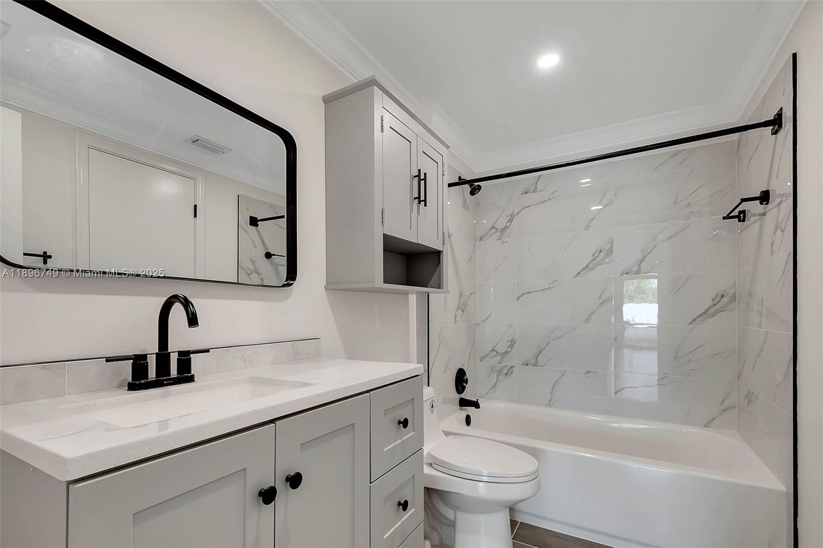 8000 SW 81st Dr # 103