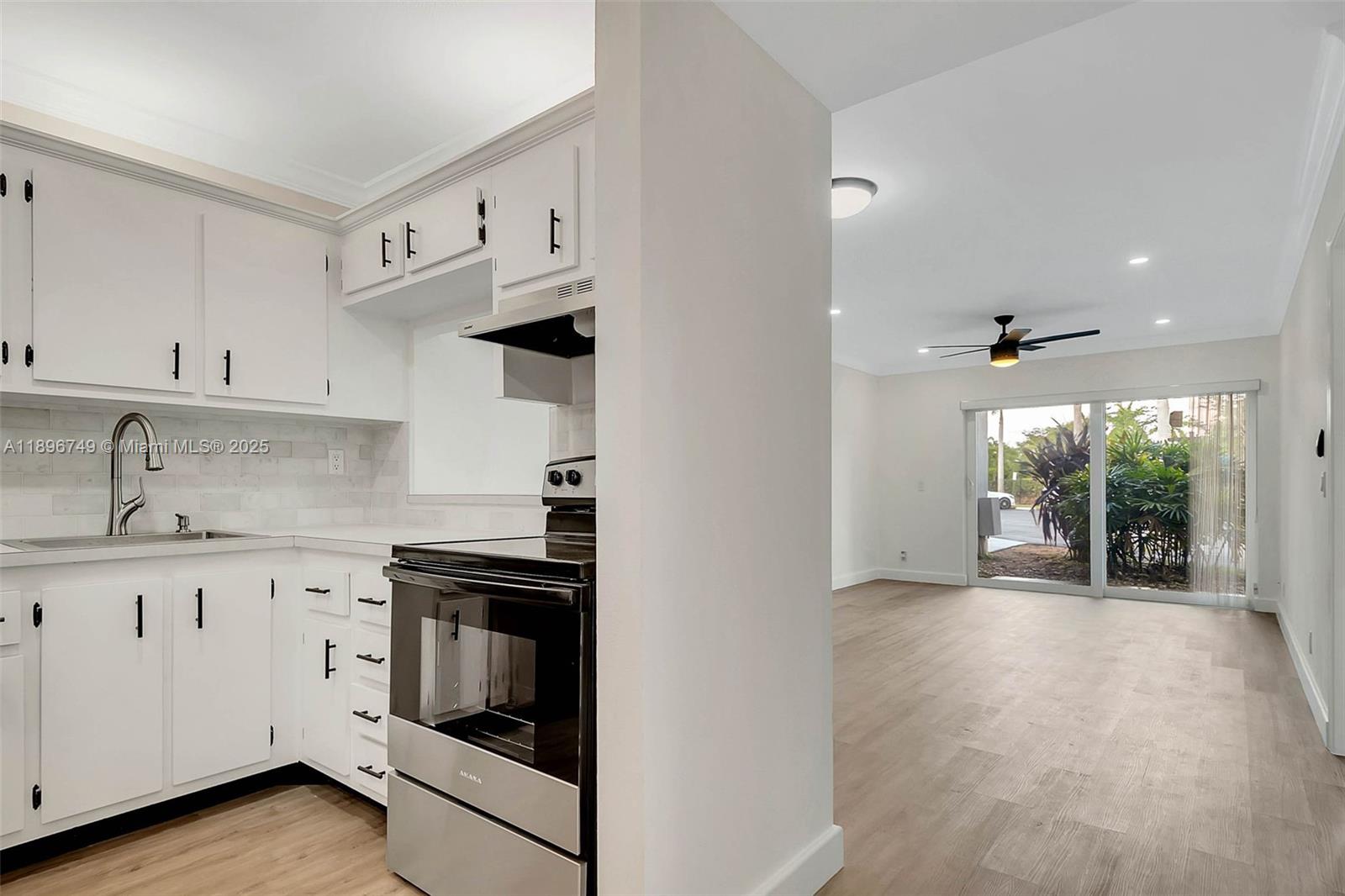 8000 SW 81st Dr # 103