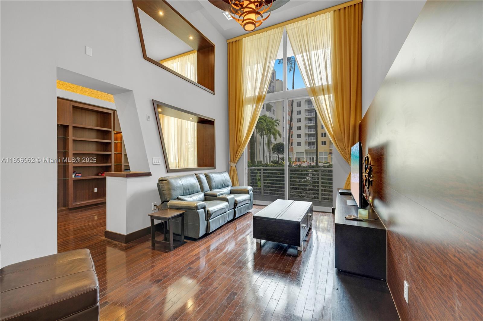 2775 NE 187th St # 120, Aventura Unit: 120